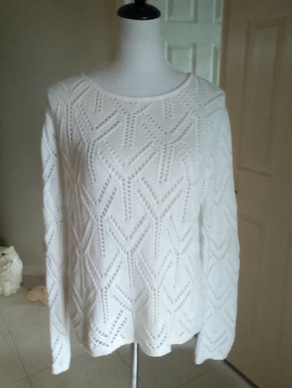 Chic Lightweight White Crochet Knit Sweater Long Sleeve Women’s Top.